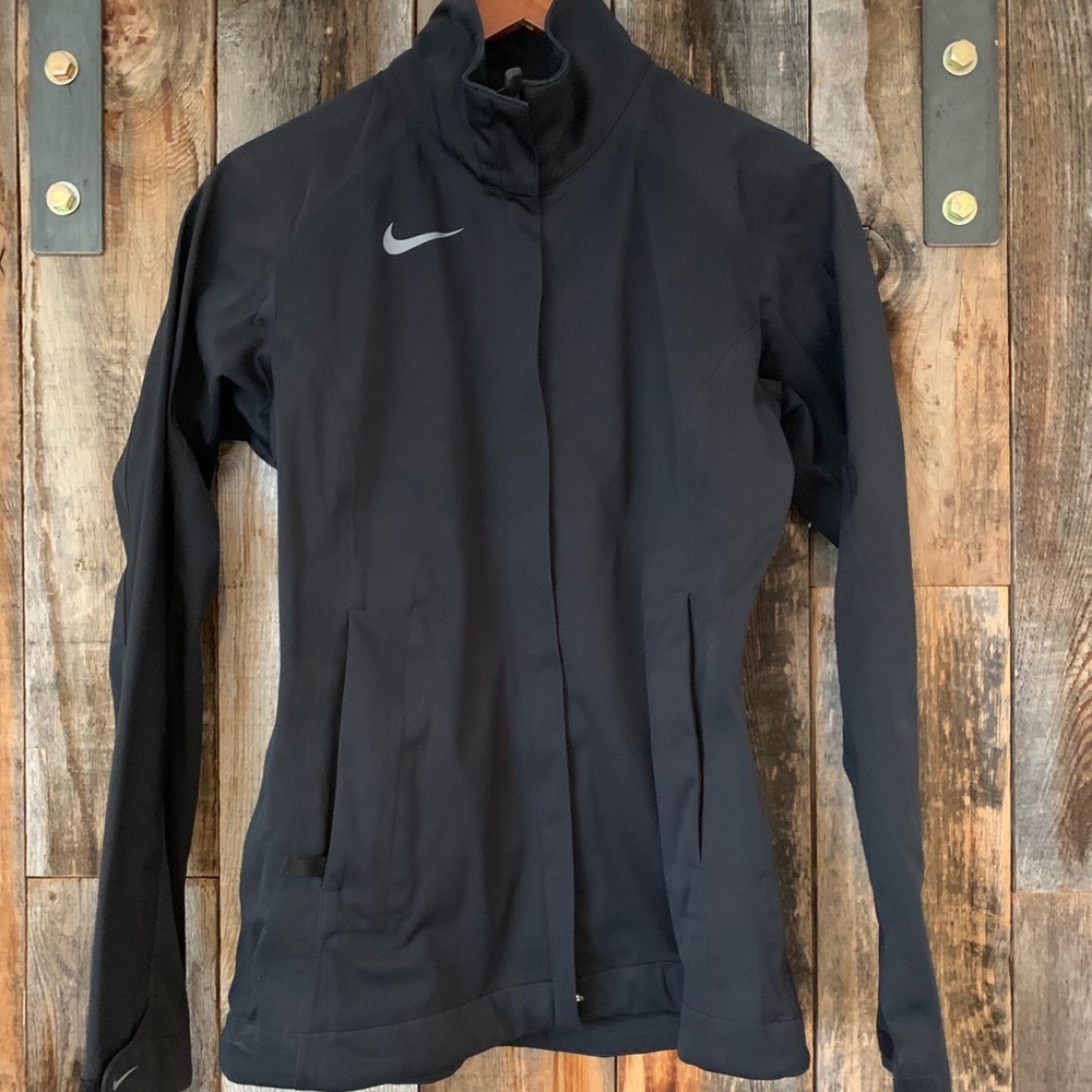 Nike water resistant jacket